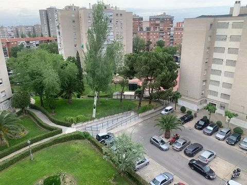 Piso en Barrio Aluche - Foto 3
