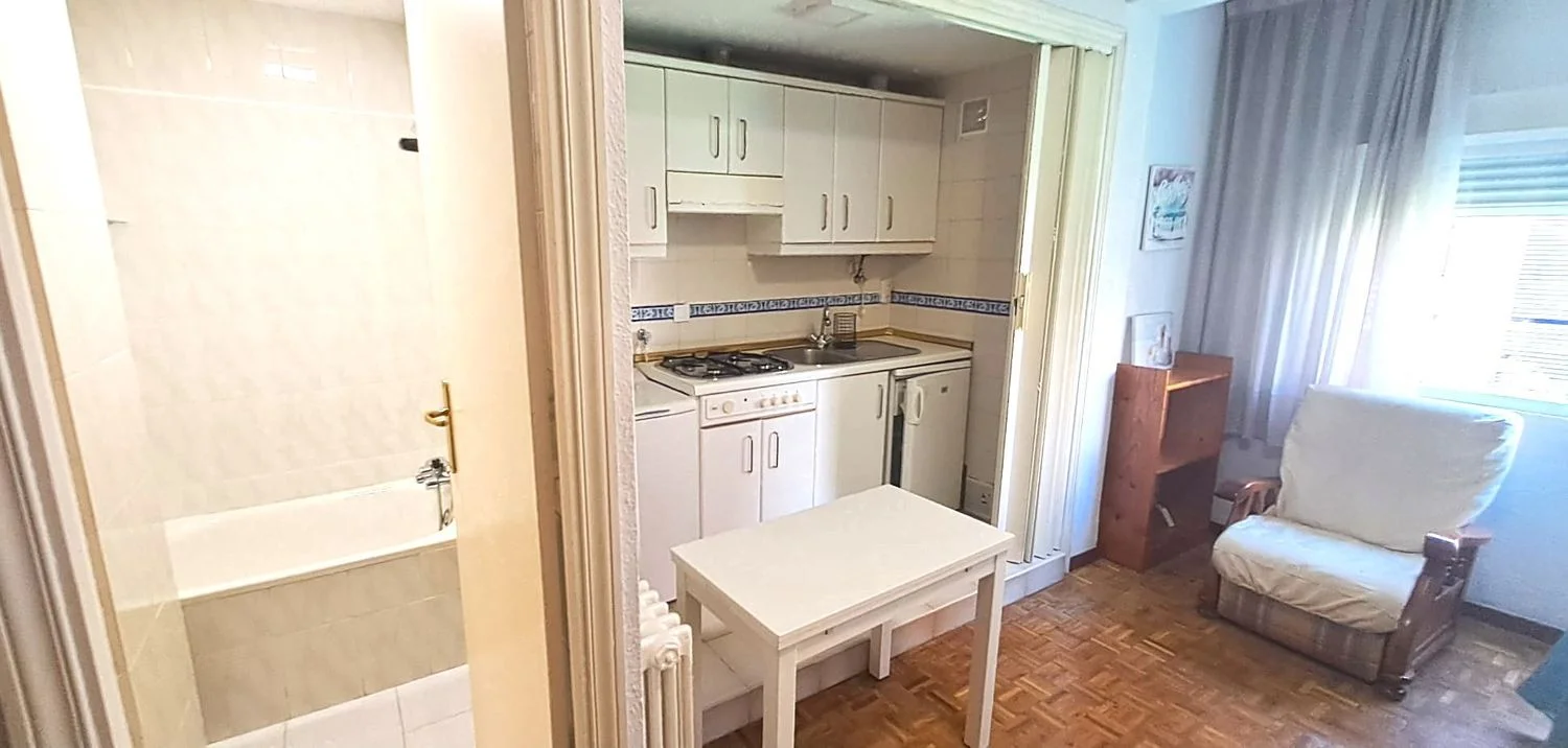 Estudio en calle de Juan de Urbieta, 22 - Foto 7