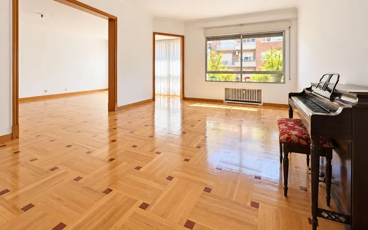 Piso en Calle de la Reina Mercedes, 17, Cuatro Caminos - Foto 1