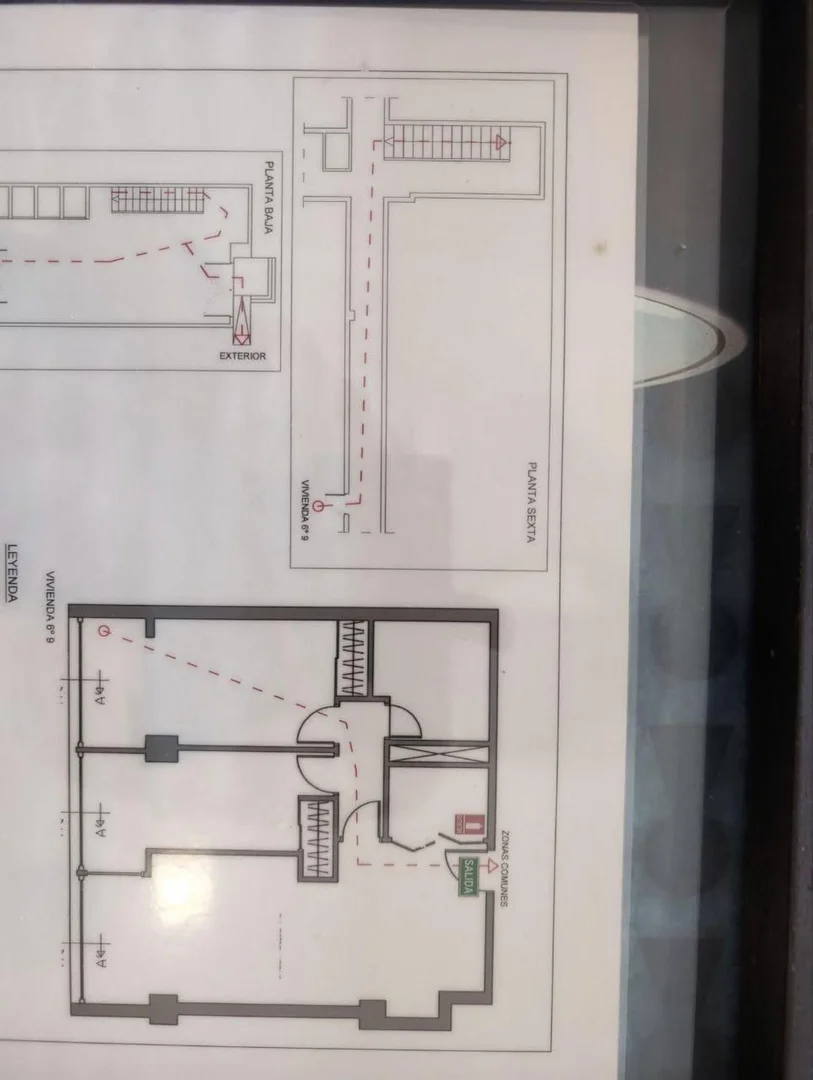 Piso en calle de Julián Besteiro, 35 - Foto 1