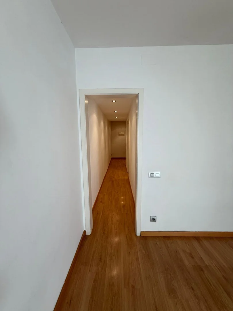 Piso en calle de la Mare de Déu dels Angels, 31 - Foto 4