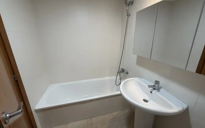 Piso en  Carrer de la Reina Amàlia 37.U - Foto 9