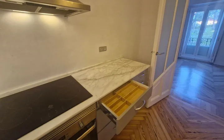 Piso en Calle de Alfonso XII, 58, Jerónimos - Foto 15