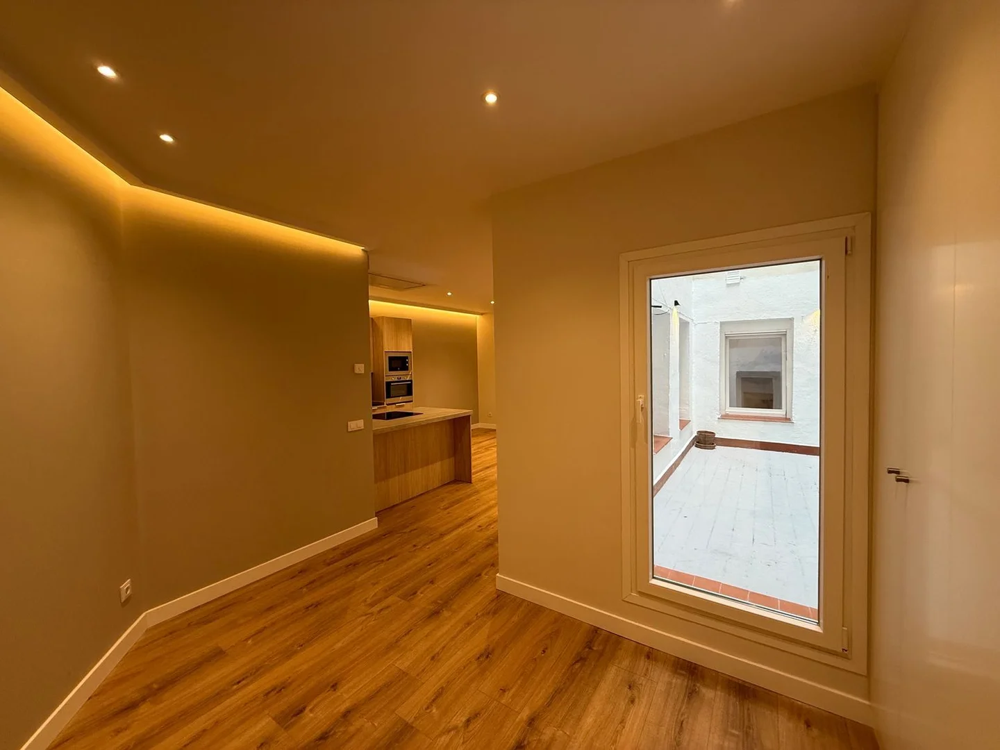 Piso en calle de Sánchez Barcáiztegui, 6 - Foto 16