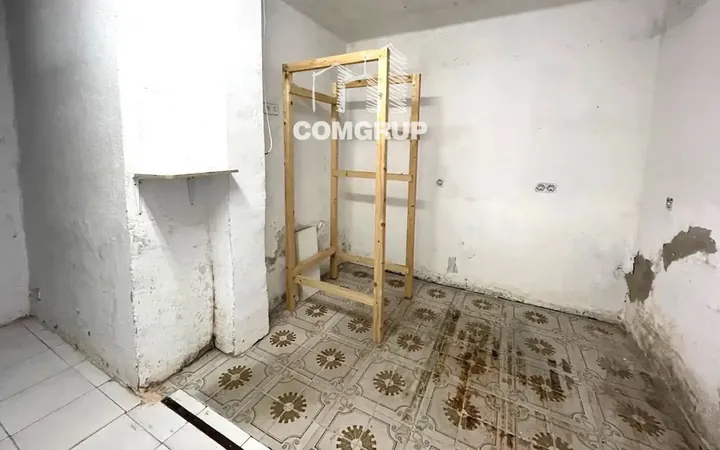 Local comercial en  TURO DE LA TRINITAT 45-47 - Foto 6
