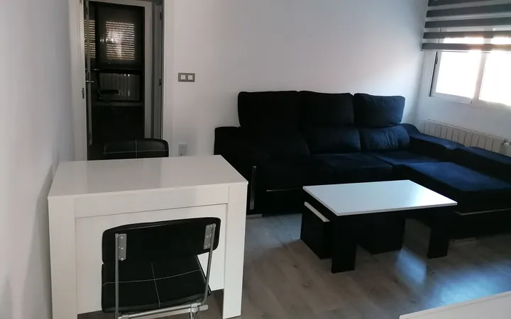 Piso en Gómez de Avellaneda, 47, Pueblo Nuevo - Foto 1