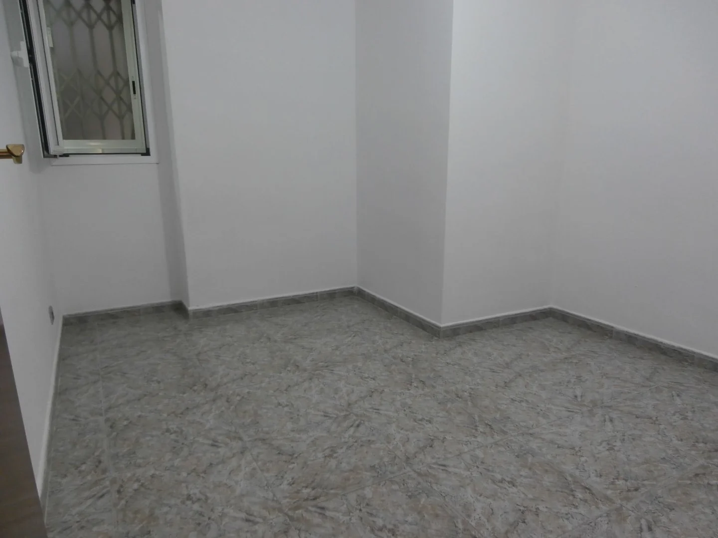 Piso en Paseo de la Zona Franca, 126 - Foto 8