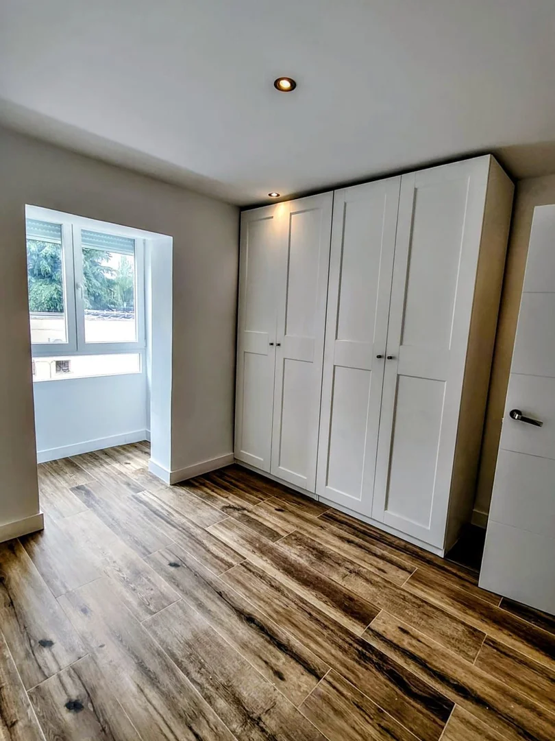 Piso en Barrio Valdezarza - Foto 3