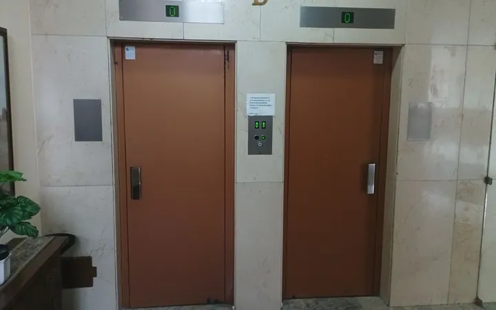 Piso en Calle de Villamanín, 46, Lucero - Foto 33