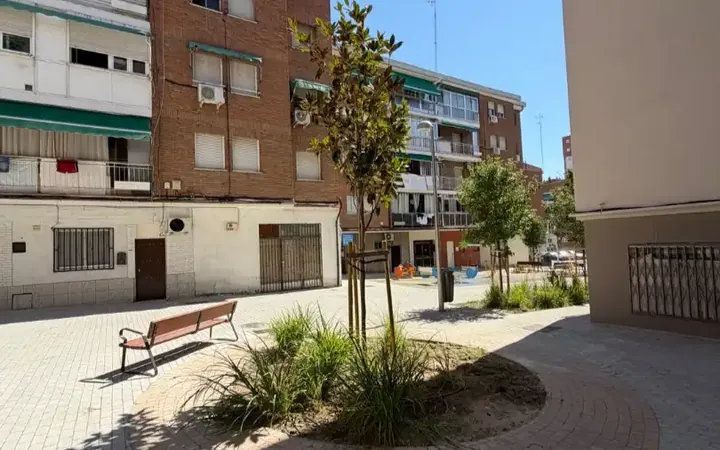 Piso en  Calle de San Claudio 33 - Foto 1