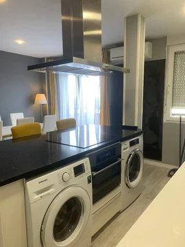 Alquiler de piso en Calle Alfonso Rodríguez Castelao, 21 - Foto 2