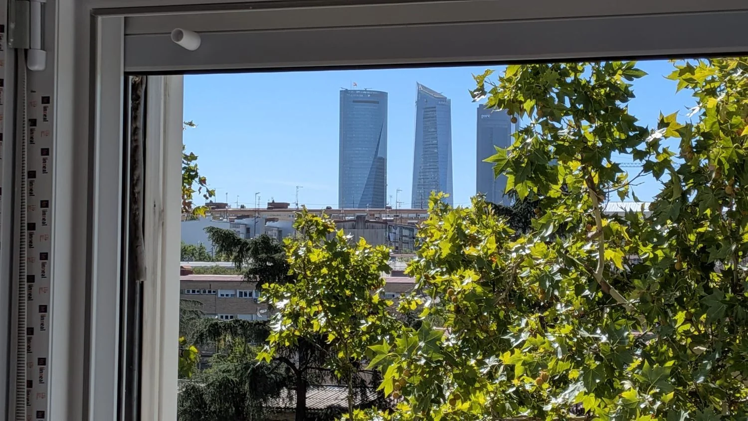 Piso en Calle Fuente Chica, 25, Tres Olivos - Valverde - Foto 3