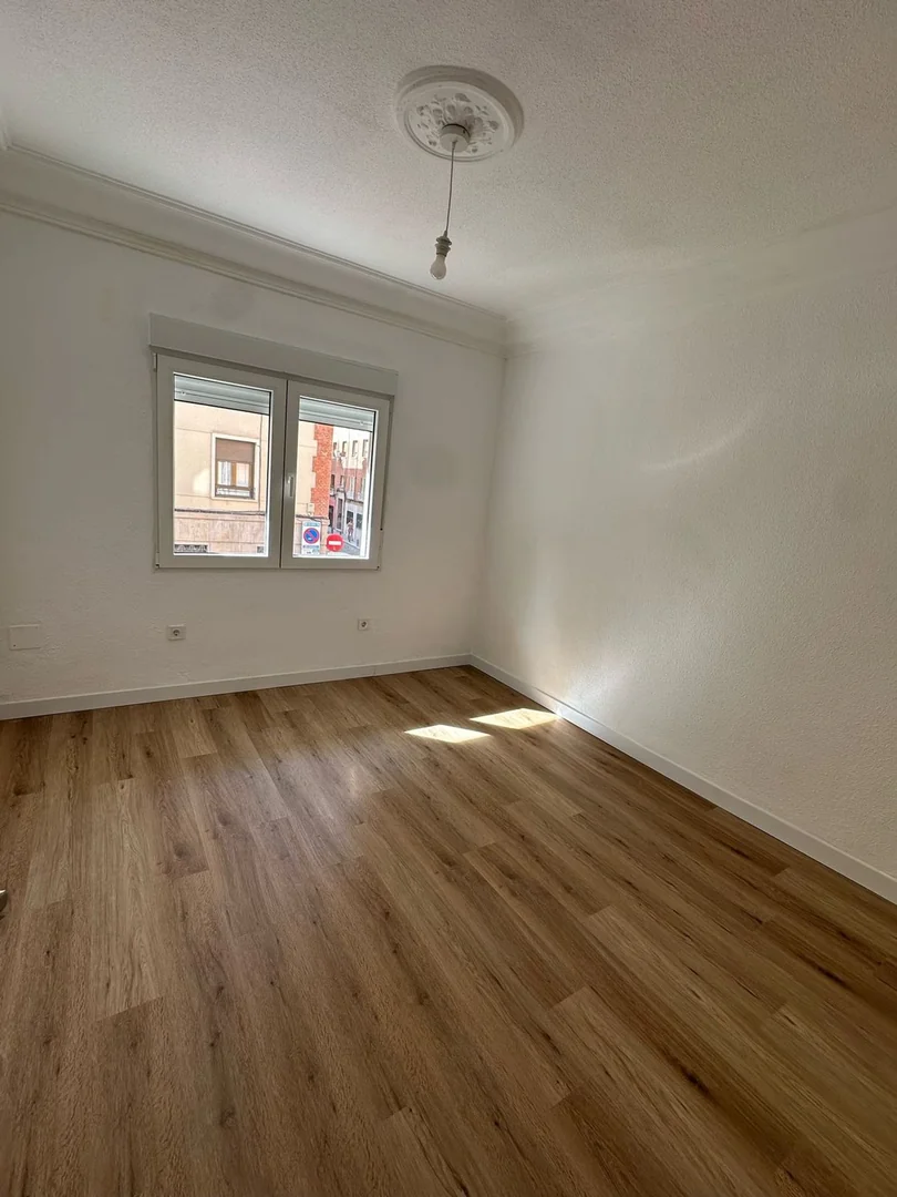 Piso en Calle de Jerónima Llorente, 33 - Foto 4