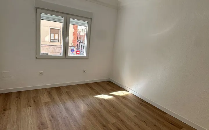 Piso en Calle de Jerónima Llorente, 33 - Foto 4