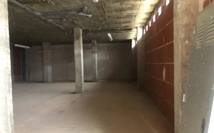 Local comercial en  Calle Ferenc Puskas - Foto 18