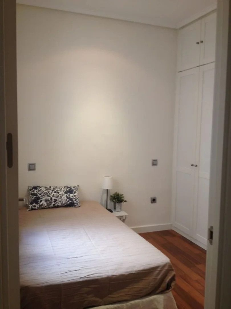 Piso en calle Galileo, 90 - Foto 7