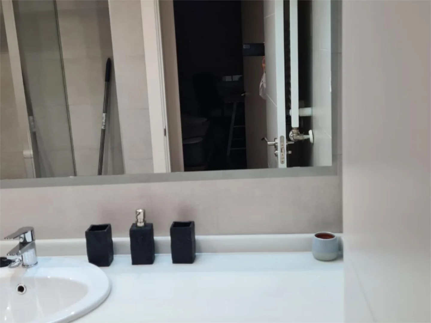 Piso en  Calle del General Margallo 24 - Foto 19