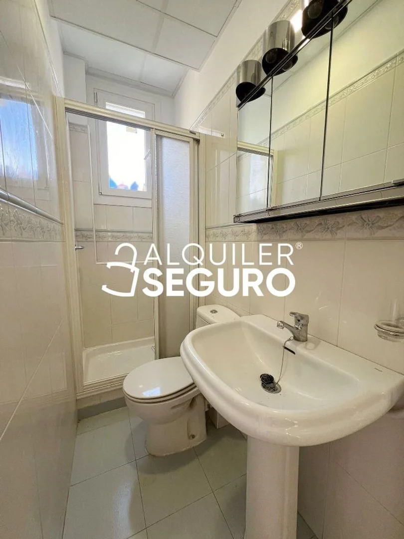Piso en Calle de Alejandro Saint Aubin, Chopera - Foto 18