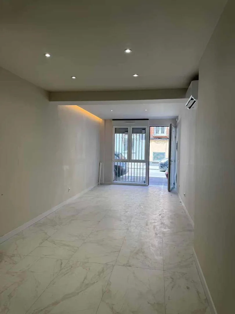 Piso en Calle San Basilio - Foto 3