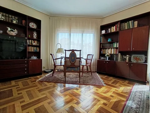 Piso en Barrio Guindalera - Foto 2