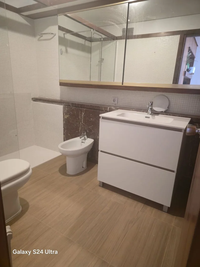 Piso en Calle de Guzmán el Bueno, 133, Vallehermoso - Foto 2