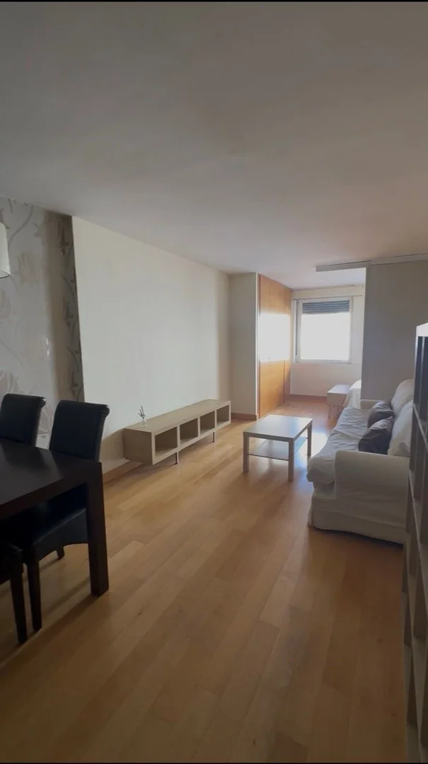 Estudio en Barrio Numancia - Foto 6