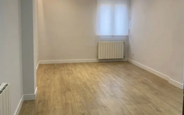 Piso en Calle de Aldea del Fresno, 15, Chopera - Foto 2