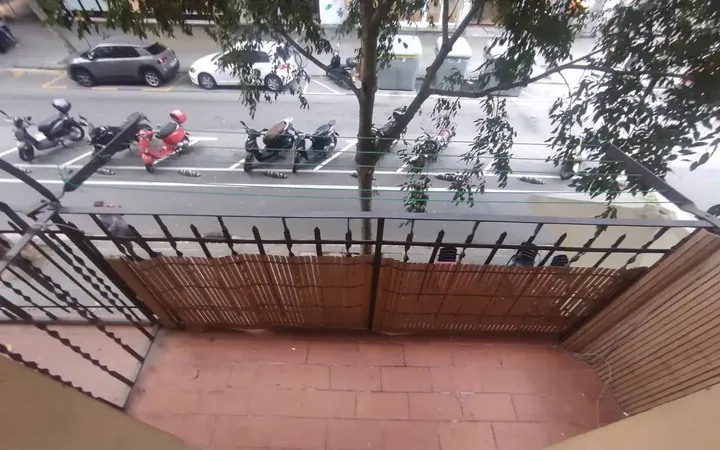 Piso en  Carrer de Ramon Turró - Foto 4