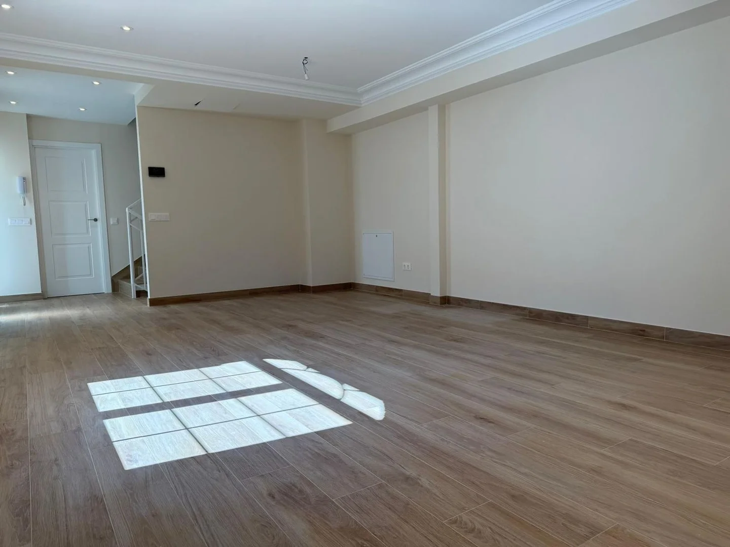 Chalet pareado en Barrio Montecarmelo - Foto 3