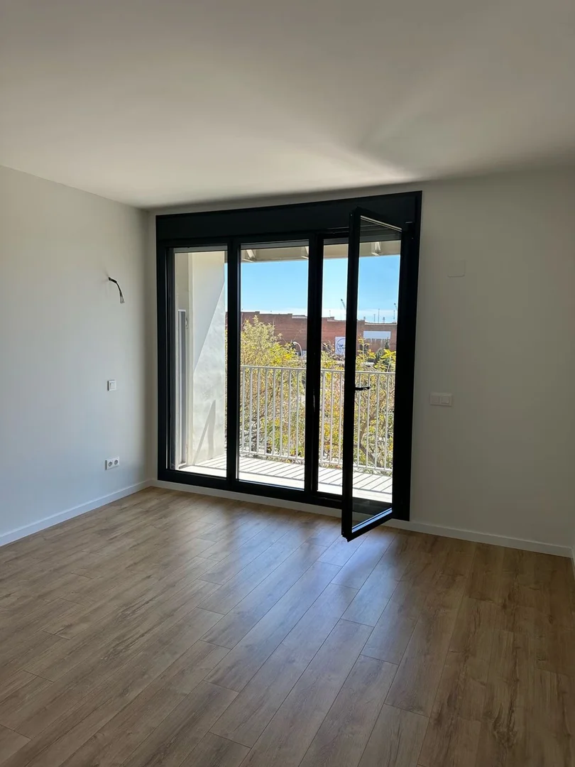 Piso en calle d'Ulldecona, 24 - Foto 1