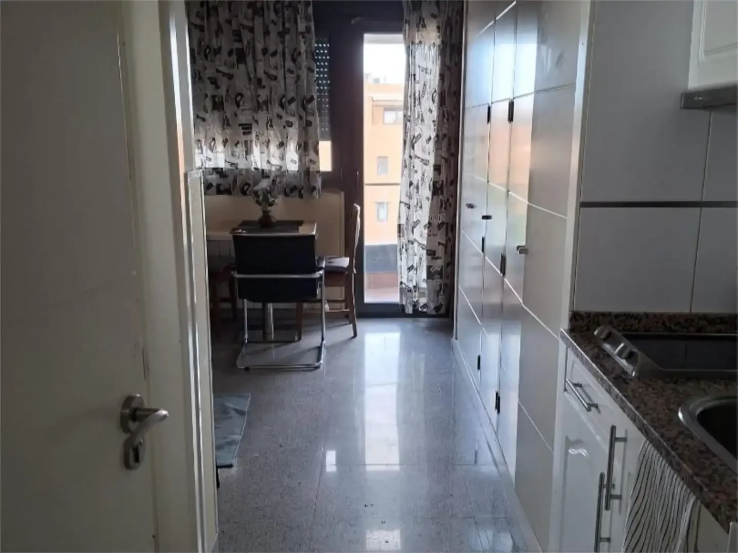Estudio en  Avenida del Santuario de Valverde 18 - Foto 4