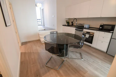 Piso en Barrio Zofío - Foto 9