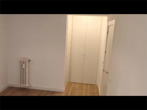 Piso en  Calle del Aviador Zorita 8 - Foto 28