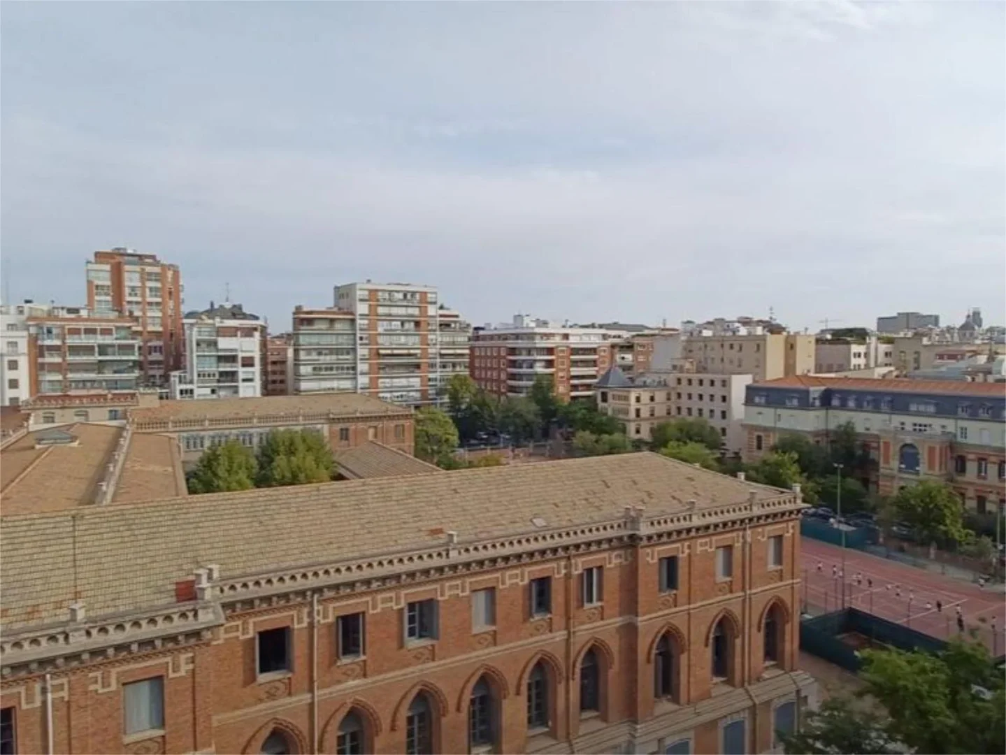 Piso en  Calle del General Arrando 28 - Foto 19