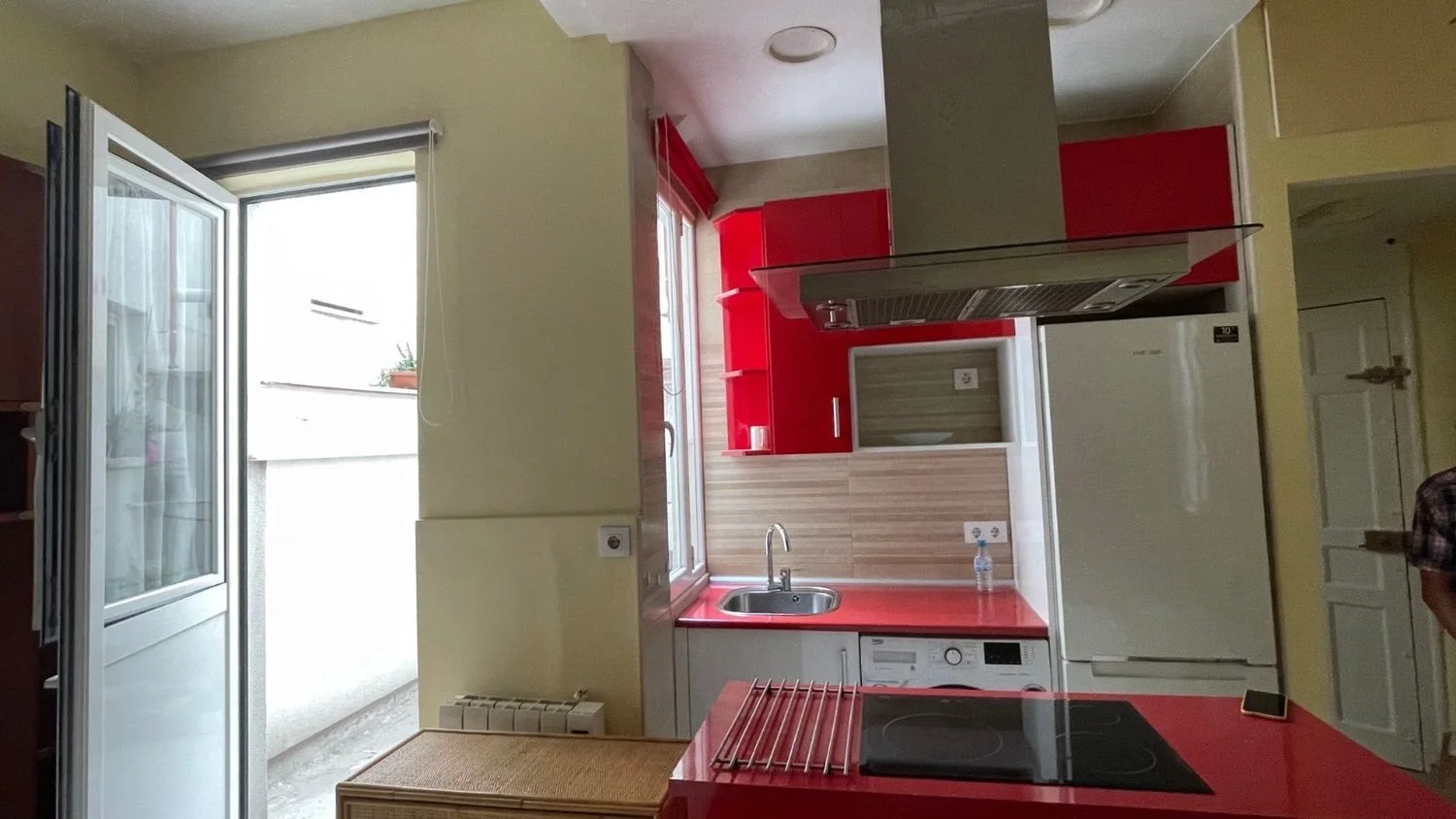 Estudio en avenida de Menéndez Pelayo, 34 - Foto 2