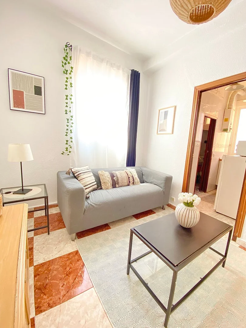 Piso en calle del Mesón de Paredes, 59 - Foto 4