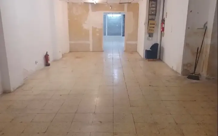 Local comercial en  Carrer de Sugranyes 1 - Foto 7