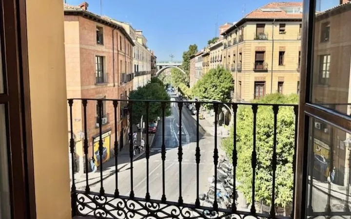 Piso en Calle de Cuchilleros, Sol - Foto 2