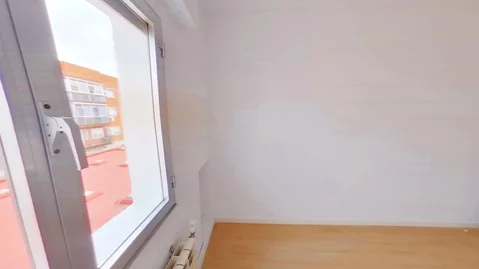 Piso en Barrio Zofío - Foto 16