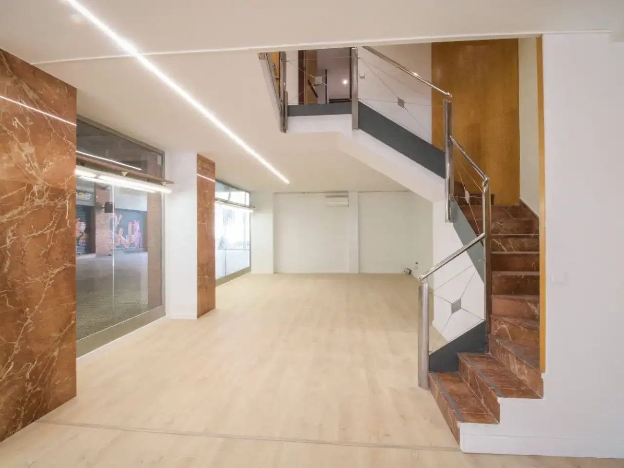 Local comercial en  Carrer de València 637 - Foto 4