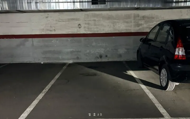 Garaje en Calle Alt de Gironella, 42, Les Tres Torres - Foto 3