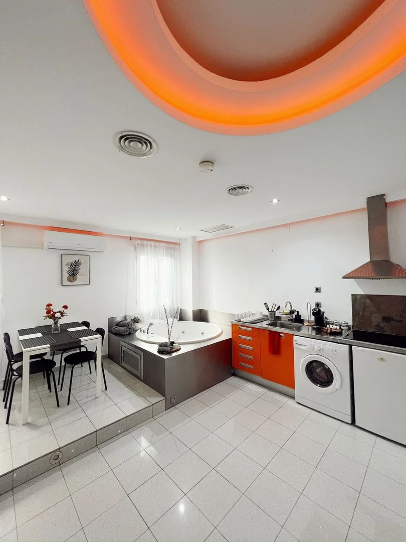 Piso en calle del Caballero de Gracia, 8 - Foto 5