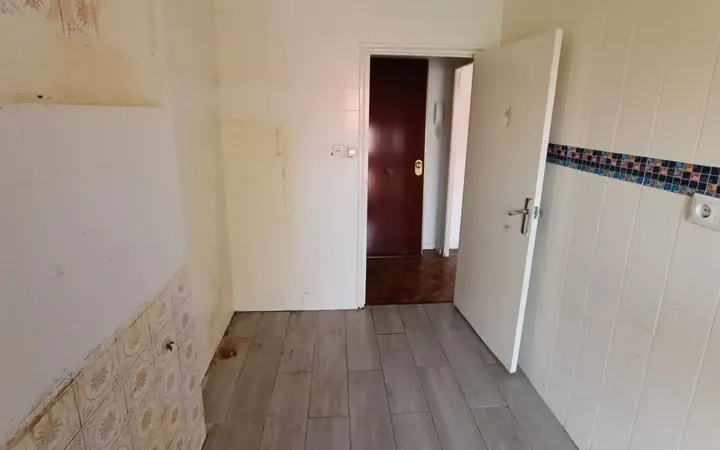 Piso en   C/ Calahorra - Foto 6