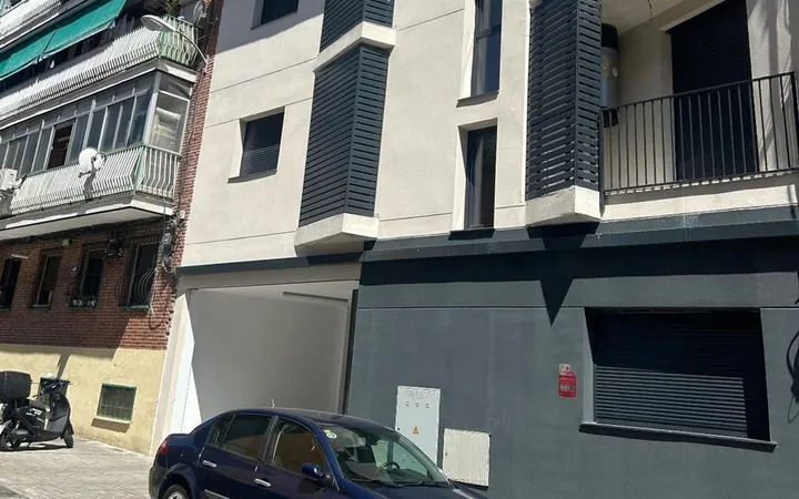 Piso en Calle Carmen Bordiú, Villaverde Alto - Foto 1