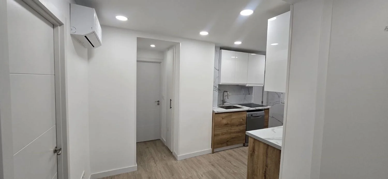 Piso en calle Almonacid, 1 - Foto 1