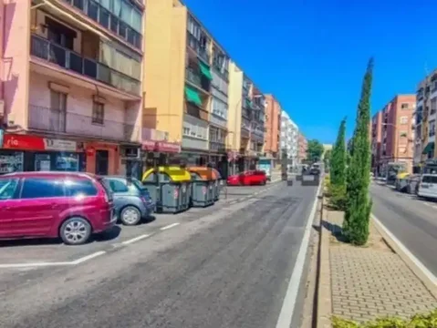 Local comercial en  Avenida de Nuestra Señora de Valvanera 97 - Foto 2