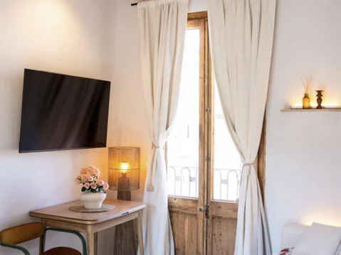 Piso en  Carrer de Magalhães 33 - Foto 1