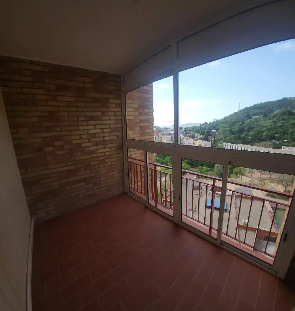 Piso en  Avinguda del Jordà 31 - Foto 45