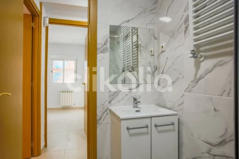 Piso en calle de Zaldívar - Foto 13