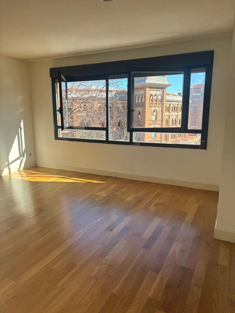 Estudio en calle de Roma, 23 - Foto 3